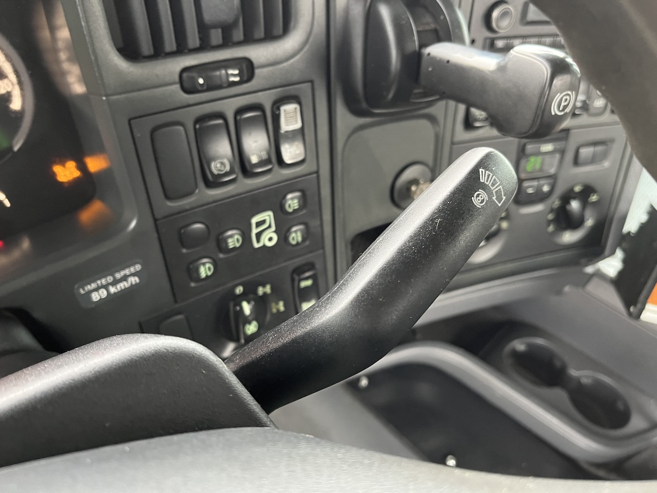 Scania G 450 8x4 Trösch Abrollkipper - Krokbil: bilde 3 Scania G 450 8x4 Trösch Abrollkipper - Krokbil: bilde 3