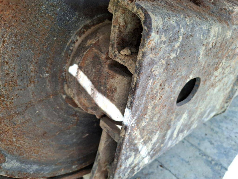 Beltegraver Komatsu PC240LC-10: bilde 10