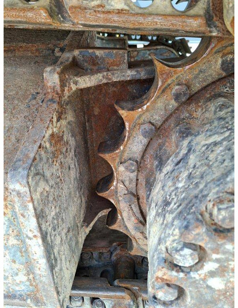 Beltegraver Komatsu PC240LC-10: bilde 12