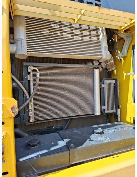 Beltegraver Komatsu PC240LC-10: bilde 15