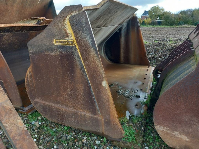 Komatsu WA500-7 - Skuffe for Bygg og anlegg: bilde 1 Komatsu WA500-7 - Skuffe for Bygg og anlegg: bilde 1