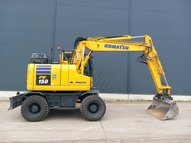 Komatsu PW158-11 MUDGUARDS - Utstyr for Bygg og anlegg: bilde 4 Komatsu PW158-11 MUDGUARDS - Utstyr for Bygg og anlegg: bilde 4