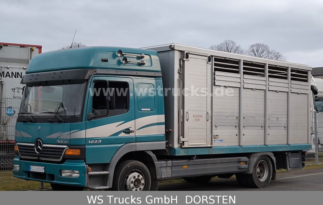 Mercedes-Benz Atego 1223 1 Stock Hohe Gitter Viehtransporter - Hestebil: bilde 2 Mercedes-Benz Atego 1223 1 Stock Hohe Gitter Viehtransporter - Hestebil: bilde 2