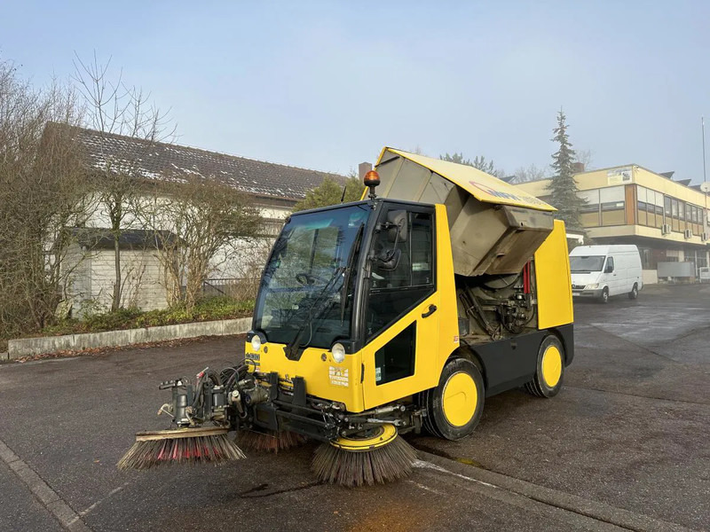 Diversen MFH 2500 Kehrmaschine Klima 3 Besen AEBI MATEC MFH 2500 Kehrmaschine Klima 3 Besen - Industriell feiemaskin: bilde 3 Diversen MFH 2500 Kehrmaschine Klima 3 Besen AEBI MATEC MFH 2500 Kehrmaschine Klima 3 Besen - Industriell feiemaskin: bilde 3