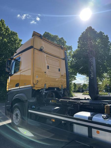 Mercedes Actros 6x2 2546 2646 Lenk/Lift MEILLER 2170 Intarder - Krokbil: bilde 4 Mercedes Actros 6x2 2546 2646 Lenk/Lift MEILLER 2170 Intarder - Krokbil: bilde 4