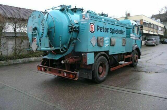 Mercedes SK 1824 ASSMANN SAUG SPÜL A3 TANK KOMBIFZ - Vakuum lastebil: bilde 4 Mercedes SK 1824 ASSMANN SAUG SPÜL A3 TANK KOMBIFZ - Vakuum lastebil: bilde 4