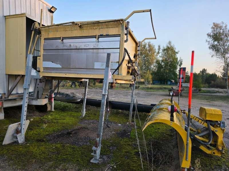 SALEUSE + LAME A NEIGE - Snøplog, Sandstrøer: bilde 2 SALEUSE + LAME A NEIGE - Snøplog, Sandstrøer: bilde 2