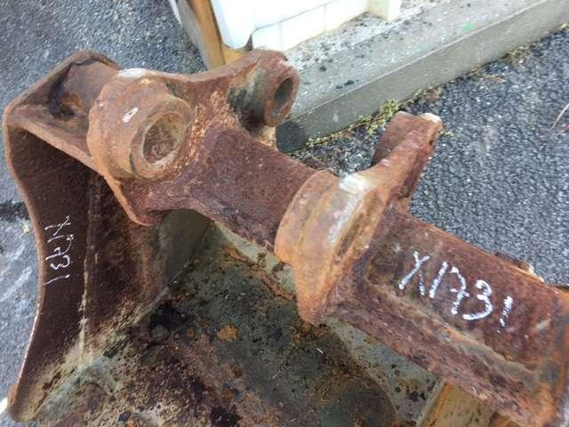 VOLVO EC 35 - Axes 40mm - 560mm - Gravemaskinskuffe: bilde 2 VOLVO EC 35 - Axes 40mm - 560mm - Gravemaskinskuffe: bilde 2