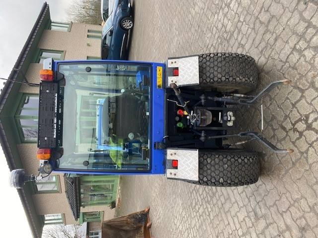 Iseki TM 3267 AHL K (12005269) - Minitraktor: bilde 4 Iseki TM 3267 AHL K (12005269) - Minitraktor: bilde 4