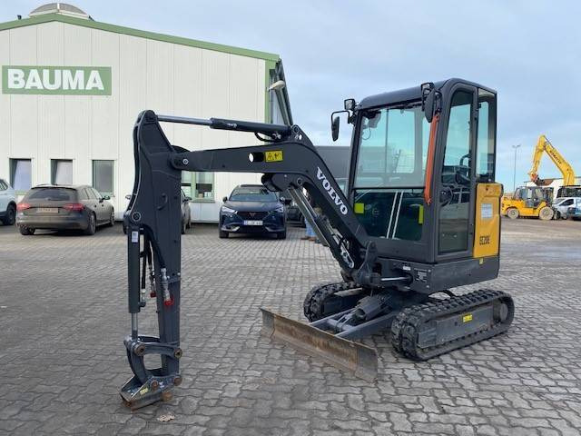 Volvo EC 20 E MIETE / RENTAL (12002071) - Minigraver: bilde 1 Volvo EC 20 E MIETE / RENTAL (12002071) - Minigraver: bilde 1