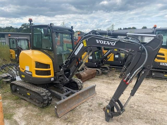 Volvo ECR 35 D MIETE / RENTAL (12001934) - Minigraver: bilde 5 Volvo ECR 35 D MIETE / RENTAL (12001934) - Minigraver: bilde 5