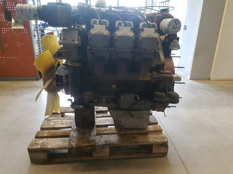 Deutz BF6M1015C USED - Bygg og anlegg: bilde 2 Deutz BF6M1015C USED - Bygg og anlegg: bilde 2