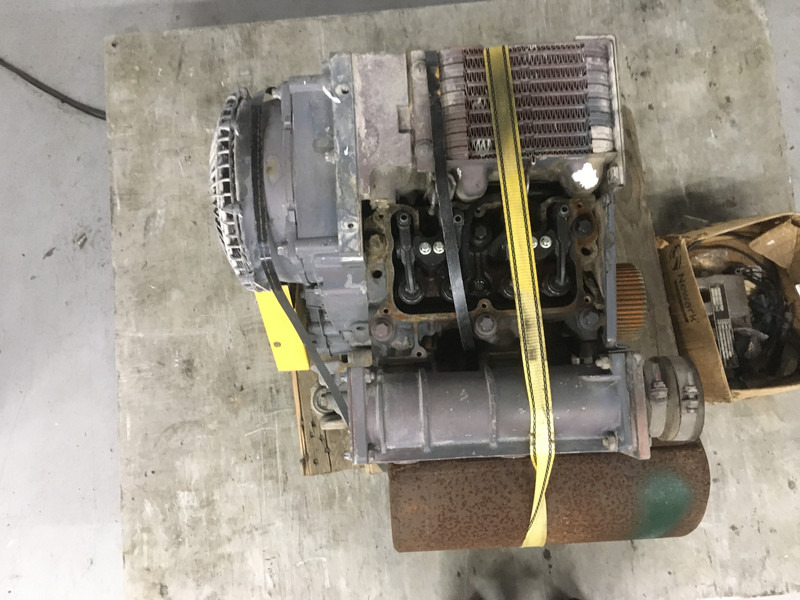 Deutz F2L1011F FOR PARTS - Bygg og anlegg: bilde 5 Deutz F2L1011F FOR PARTS - Bygg og anlegg: bilde 5