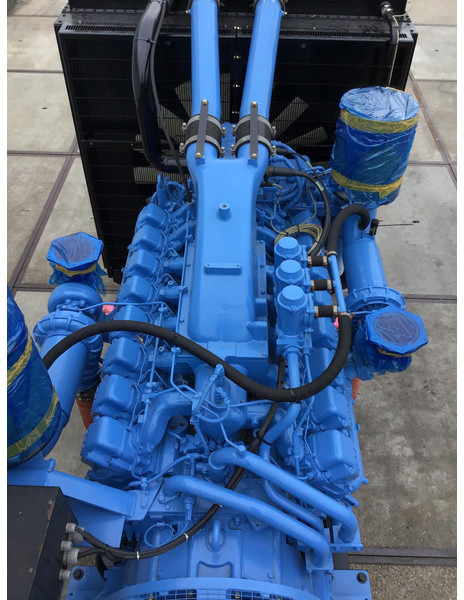 MTU 16V2000 GENERATOR 787KVA USED - Elektrisk generator: bilde 5 MTU 16V2000 GENERATOR 787KVA USED - Elektrisk generator: bilde 5