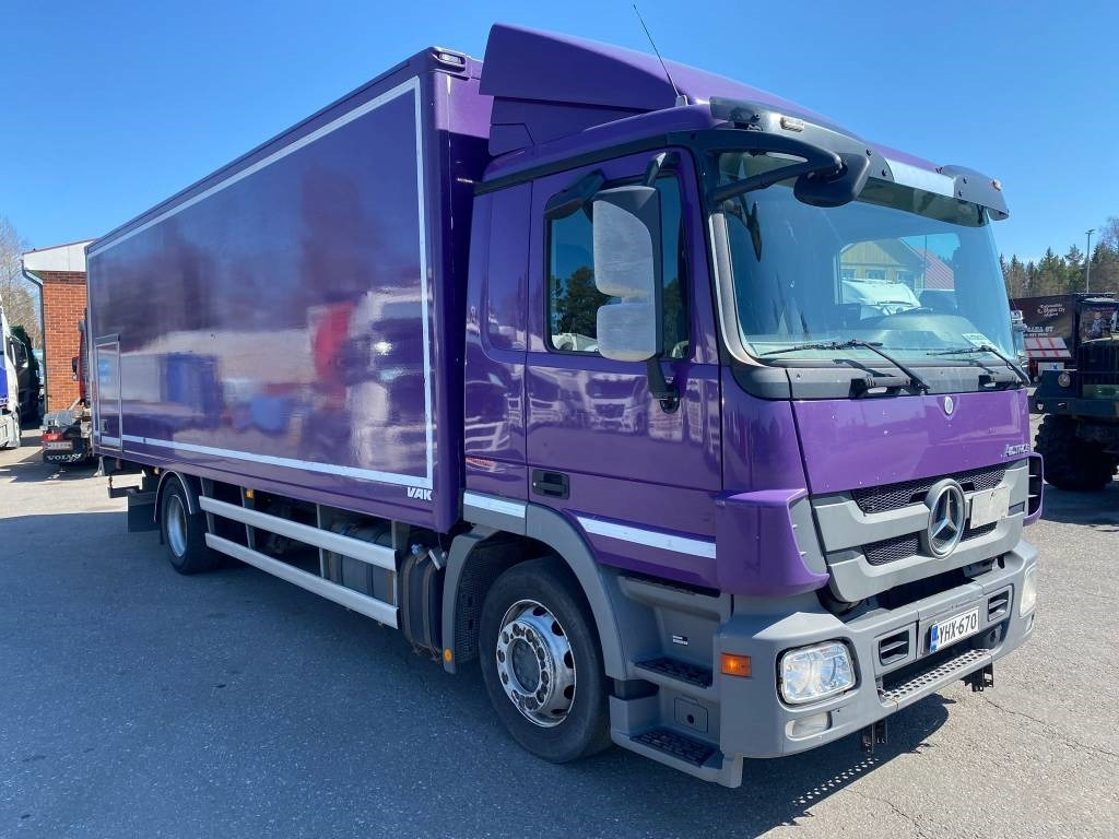 Mercedes-Benz Actros 1832 - Skapbil: bilde 2 Mercedes-Benz Actros 1832 - Skapbil: bilde 2