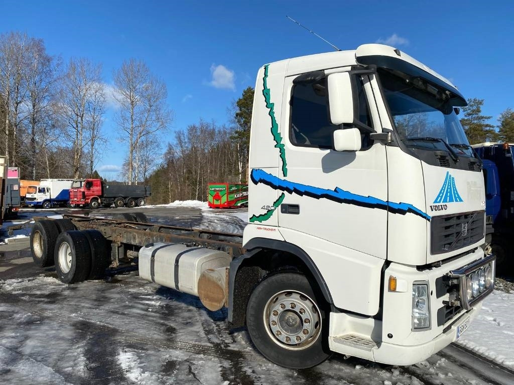 Volvo FH 12 - Chassis lastebil: bilde 2 Volvo FH 12 - Chassis lastebil: bilde 2