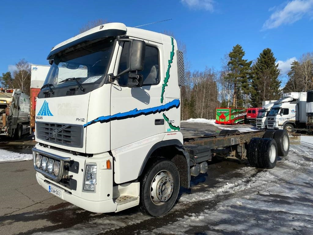 Volvo FH 12 - Chassis lastebil: bilde 1 Volvo FH 12 - Chassis lastebil: bilde 1