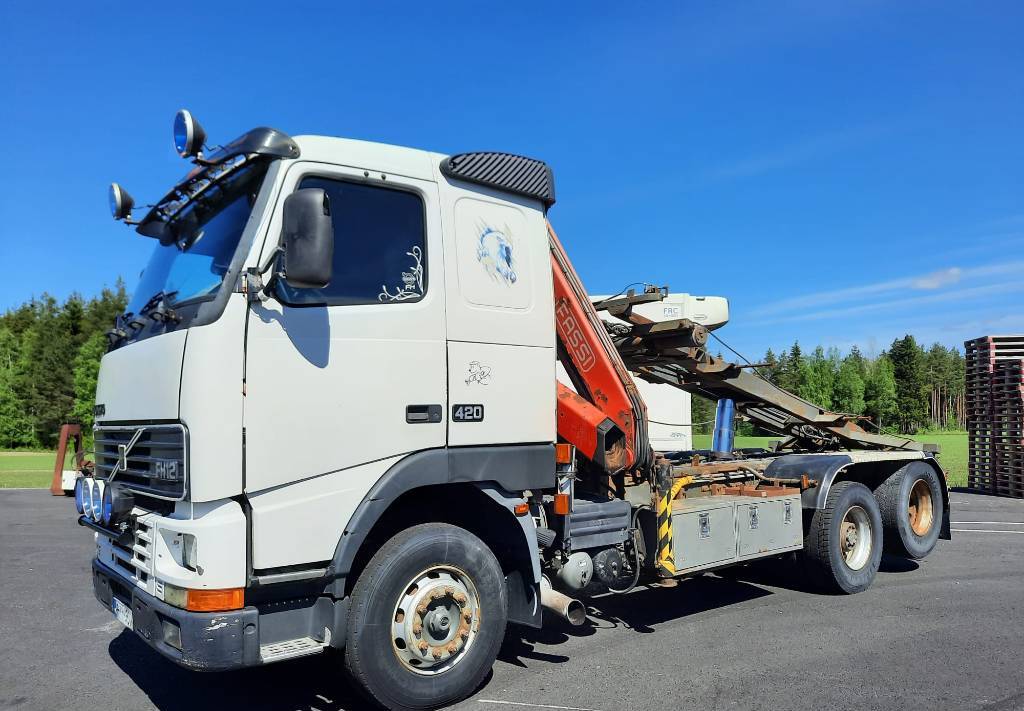 Lastebil med kabelsystem, Kranbil Volvo FH12: bilde 1