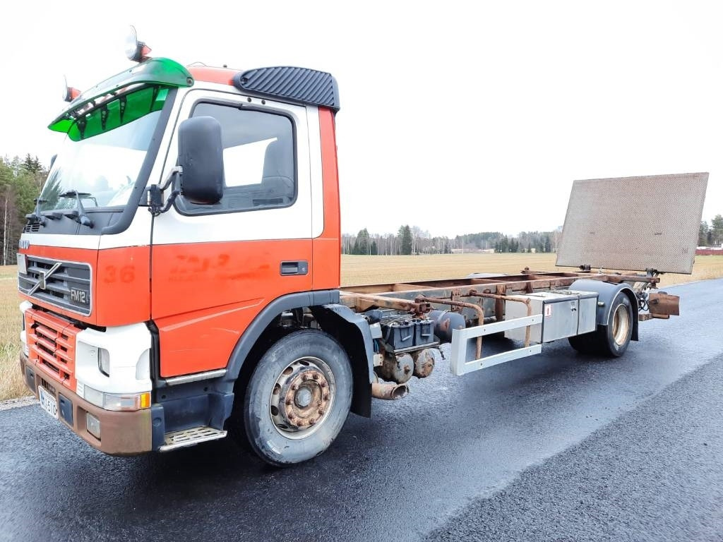 Volvo FM12 - Container-transport/ Vekselflak lastebil: bilde 1 Volvo FM12 - Container-transport/ Vekselflak lastebil: bilde 1