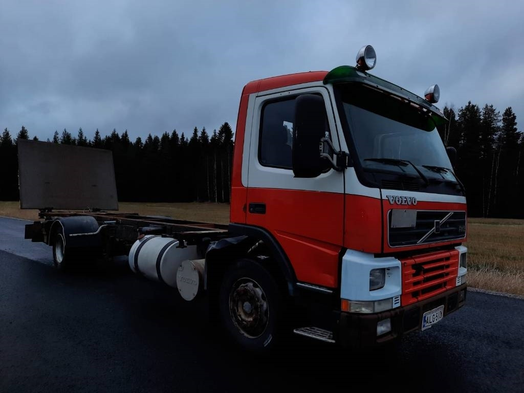 Volvo FM12 - Container-transport/ Vekselflak lastebil: bilde 2 Volvo FM12 - Container-transport/ Vekselflak lastebil: bilde 2