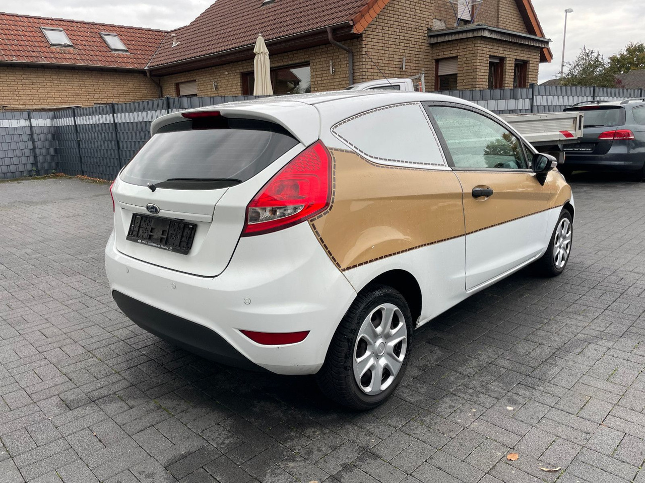 Ford Fiesta 1.25i Van - Små varebil: bilde 2 Ford Fiesta 1.25i Van - Små varebil: bilde 2