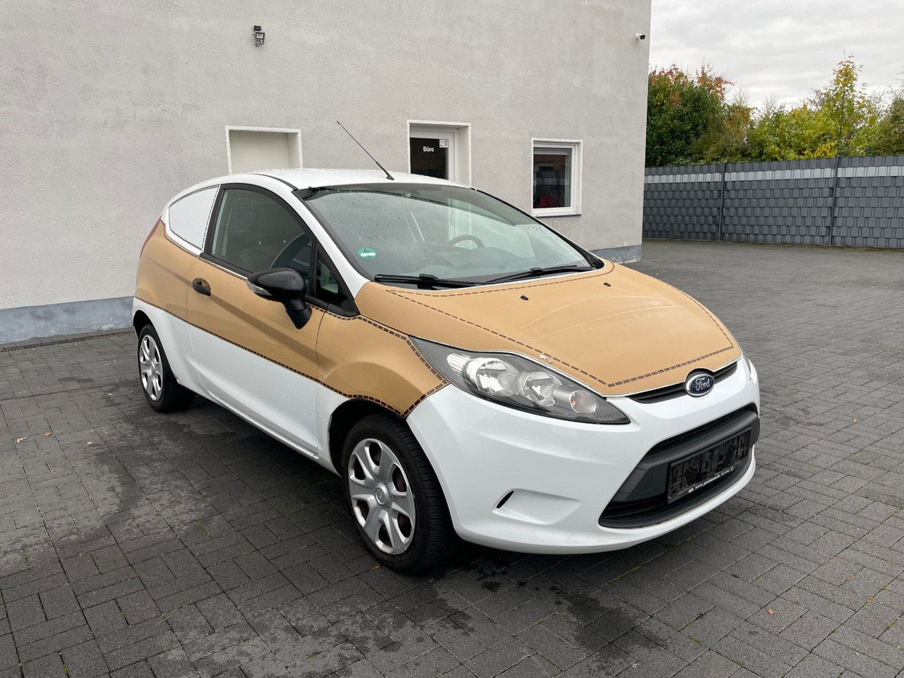 Ford Fiesta 1.25i Van - Små varebil: bilde 1 Ford Fiesta 1.25i Van - Små varebil: bilde 1