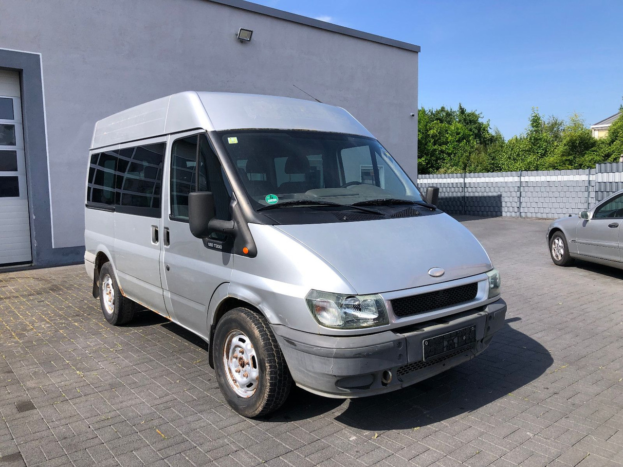 Ford Transit 2.4 TDi, Heckantrieb, 8-Sitzer, Klima - Persontransport: bilde 3 Ford Transit 2.4 TDi, Heckantrieb, 8-Sitzer, Klima - Persontransport: bilde 3