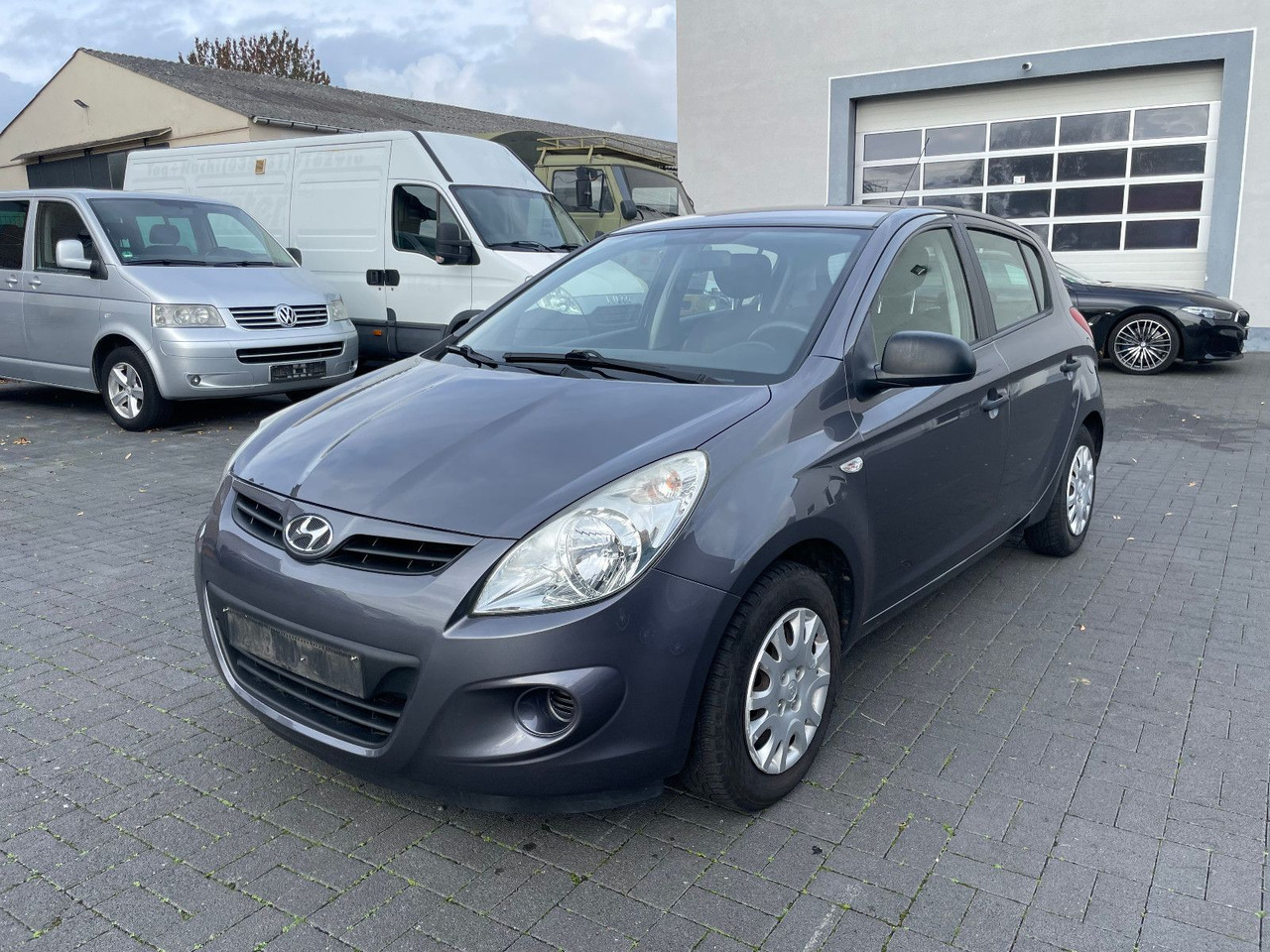 Hyundai i20 - Sedan: bilde 3 Hyundai i20 - Sedan: bilde 3