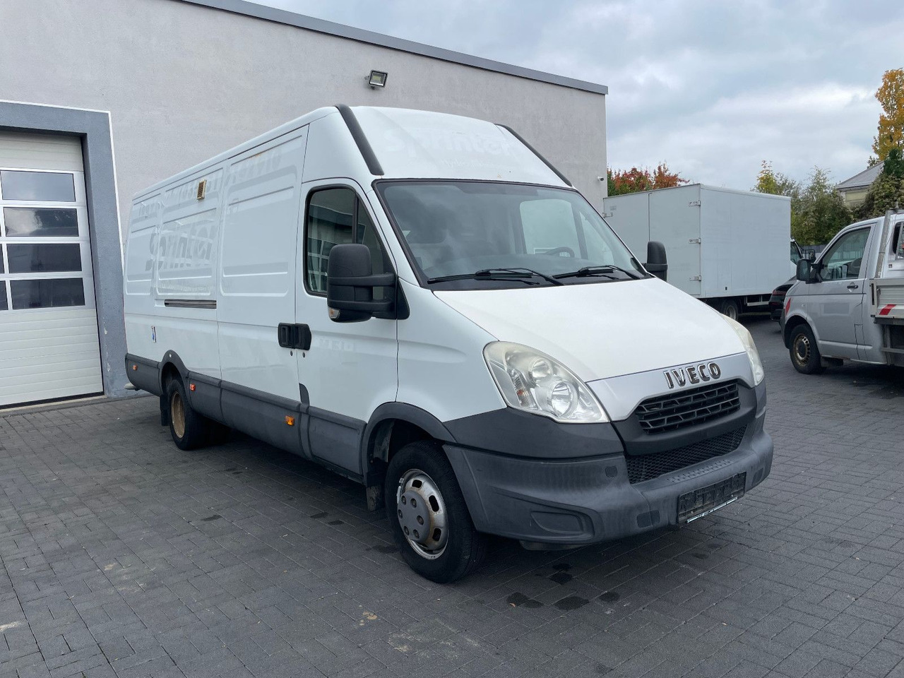Iveco Daily 3.0 D 50C17, Klima, Maxi - Kassebil: bilde 1 Iveco Daily 3.0 D 50C17, Klima, Maxi - Kassebil: bilde 1
