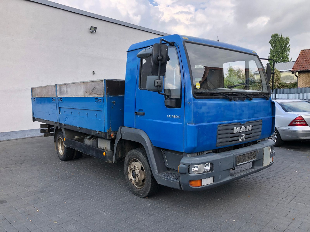 MAN LE 140 C Klima, Tempomat, TÜV 11-2025 - Varebil med plan: bilde 3 MAN LE 140 C Klima, Tempomat, TÜV 11-2025 - Varebil med plan: bilde 3