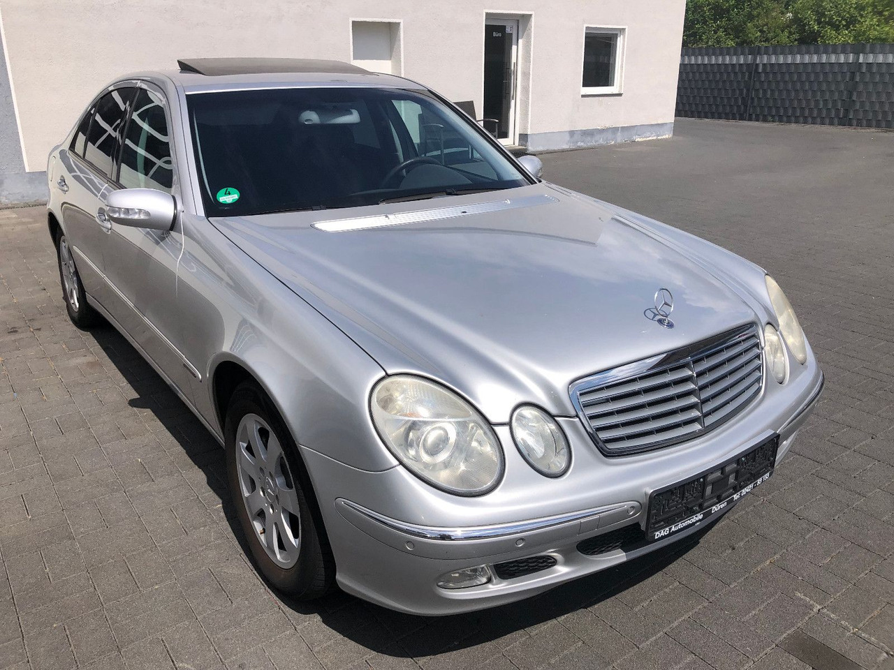 Sedan Mercedes-Benz E 240 E -Klasse Lim. Elegance: bilde 25