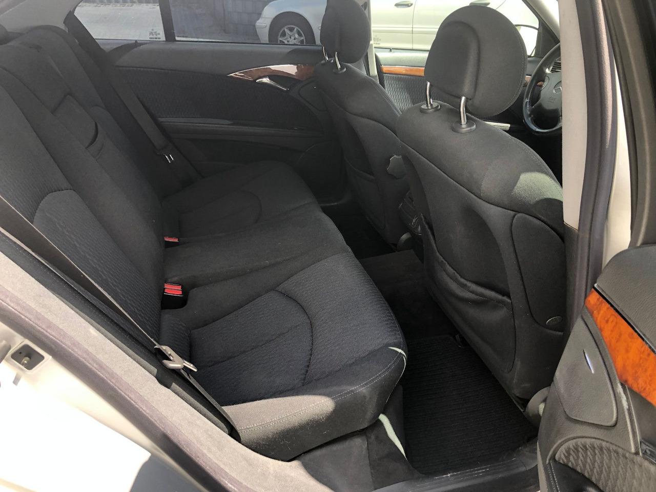 Sedan Mercedes-Benz E 240 E -Klasse Lim. Elegance: bilde 23