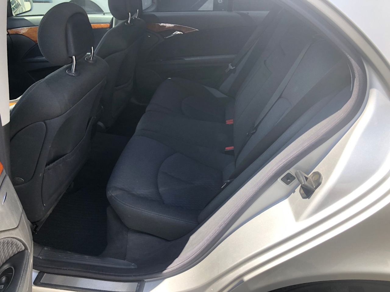 Sedan Mercedes-Benz E 240 E -Klasse Lim. Elegance: bilde 21