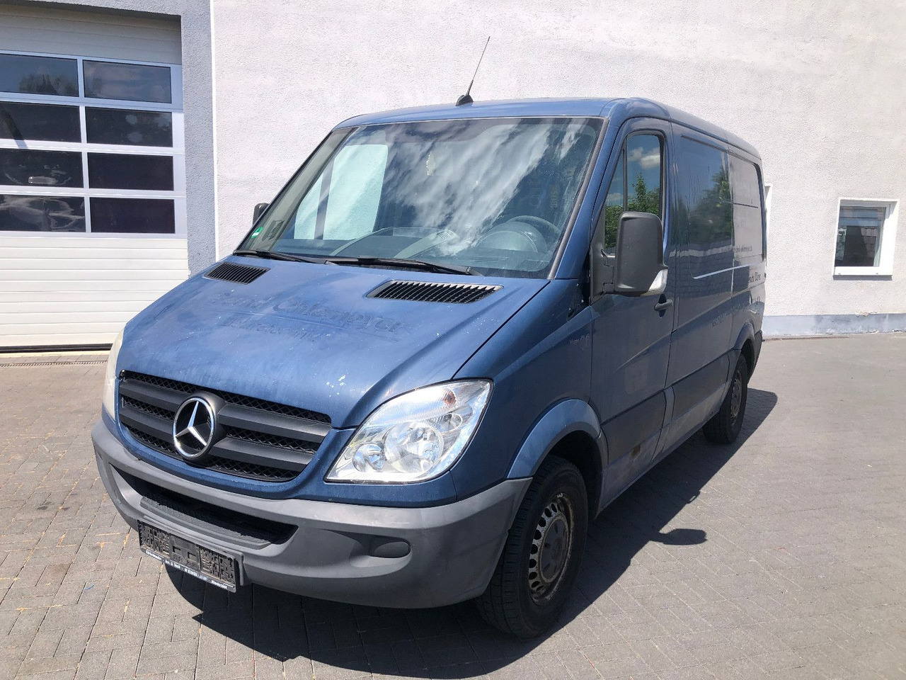 Mercedes-Benz Sprinter II Kasten 209 CDI - Små varebil: bilde 1 Mercedes-Benz Sprinter II Kasten 209 CDI - Små varebil: bilde 1