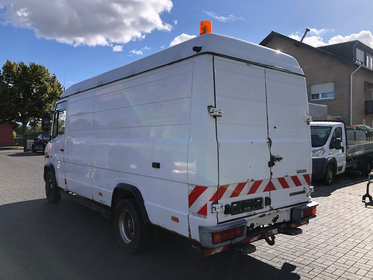 Mercedes-Benz Vario 816 - Kassebil: bilde 4 Mercedes-Benz Vario 816 - Kassebil: bilde 4