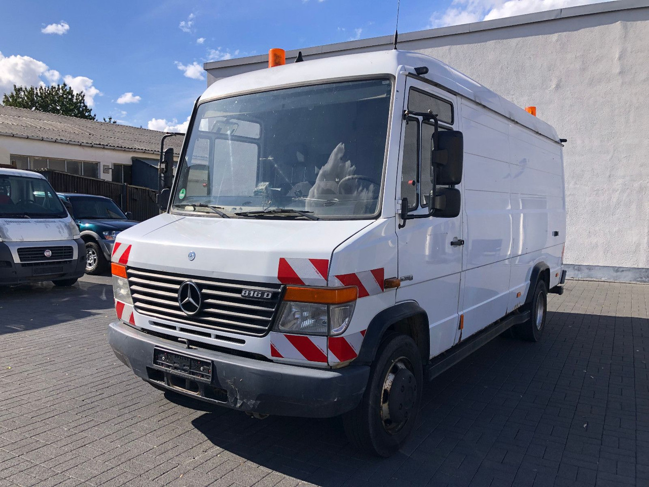 Mercedes-Benz Vario 816 - Kassebil: bilde 1 Mercedes-Benz Vario 816 - Kassebil: bilde 1