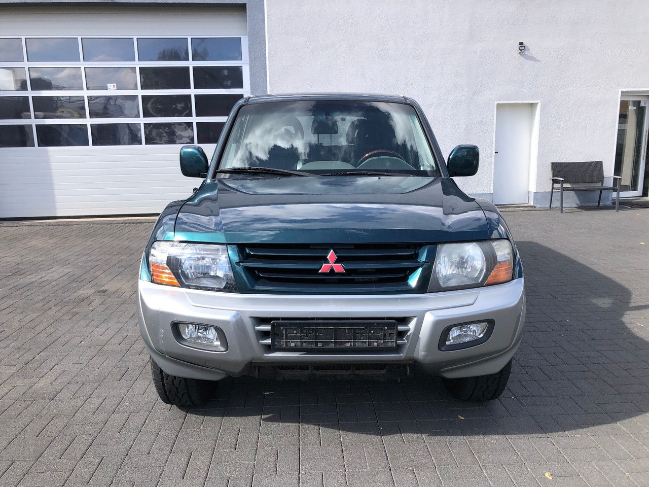 Mitsubishi Pajero 3,2 DI-D Elegance 7-Sitzer - SUV: bilde 5 Mitsubishi Pajero 3,2 DI-D Elegance 7-Sitzer - SUV: bilde 5