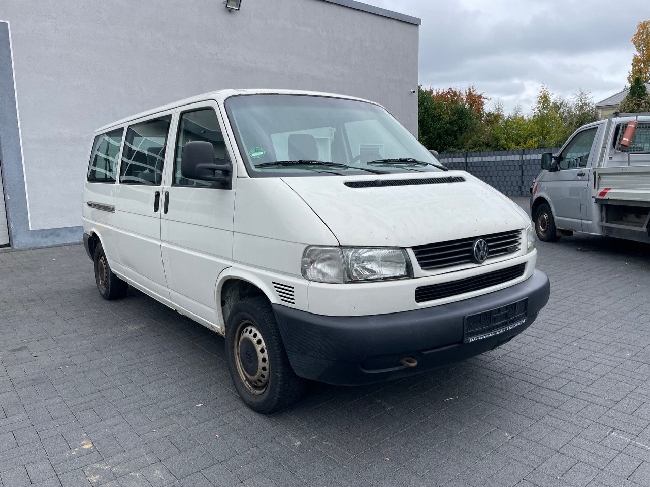 Volkswagen T4 Caravelle 2,5-l-Diesel TDI 75kW syncro lang - Persontransport: bilde 1 Volkswagen T4 Caravelle 2,5-l-Diesel TDI 75kW syncro lang - Persontransport: bilde 1