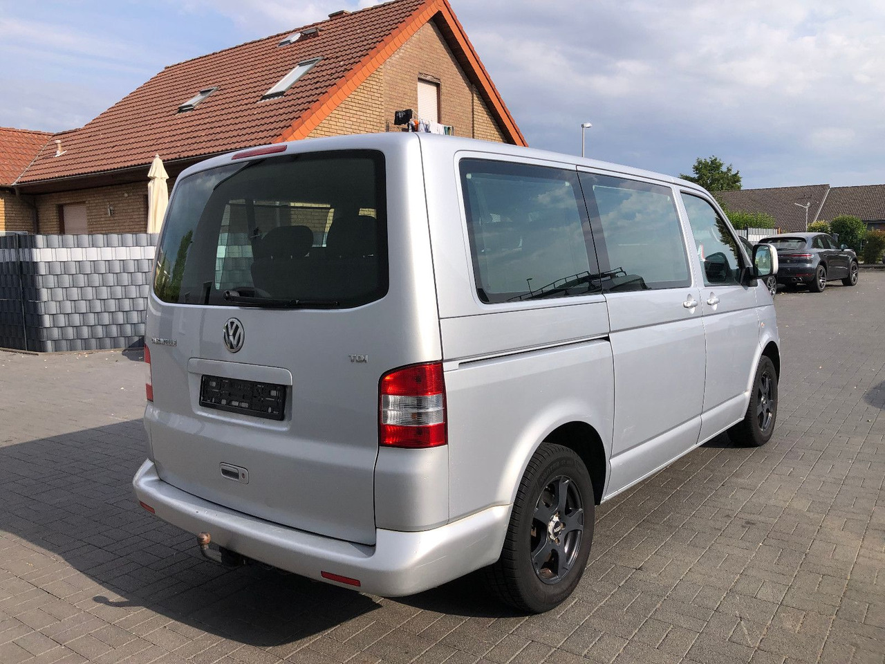 Volkswagen T5 1.9 TDi Caravelle, Comfortline 9-Sitzer - Persontransport: bilde 2 Volkswagen T5 1.9 TDi Caravelle, Comfortline 9-Sitzer - Persontransport: bilde 2