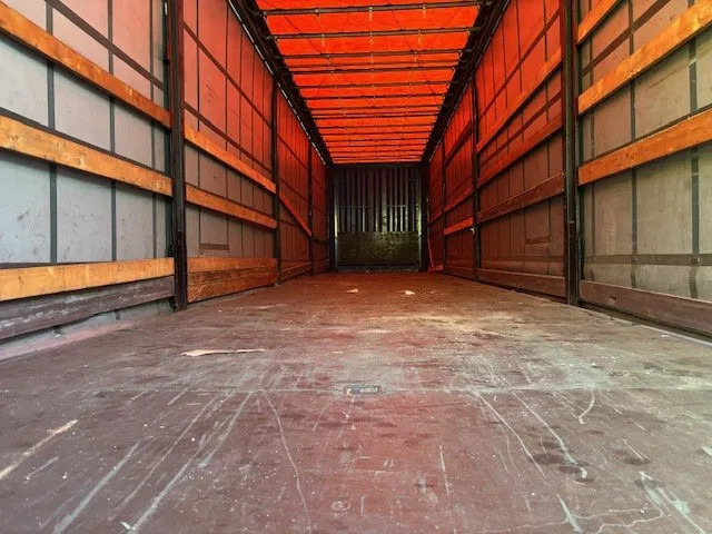 Krone SPD27 3-AXLE CURTAINSIDE WITH SLIDING ROOF (DRUM BRAKES / SAF-AXLES / ABS-BRAKE SYSTEM / XL-CERTIFICATE) - Gardintrailer: bilde 3 Krone SPD27 3-AXLE CURTAINSIDE WITH SLIDING ROOF (DRUM BRAKES / SAF-AXLES / ABS-BRAKE SYSTEM / XL-CERTIFICATE) - Gardintrailer: bilde 3
