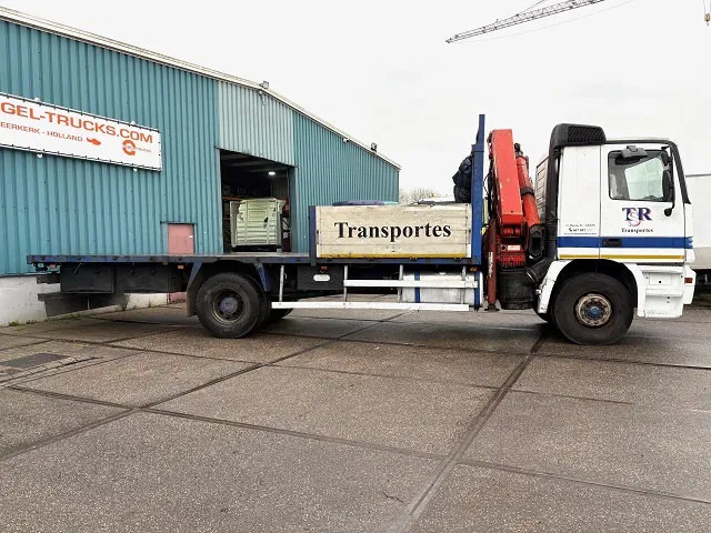 Mercedes-Benz Actros 2031 K WITH PALFINGER PK1101 CRANE (MANUAL GEARBOX / FULL STEEL SUSPENSION / REDUCTION AXLE / REMOTE CONTROL) - Kranbil: bilde 4 Mercedes-Benz Actros 2031 K WITH PALFINGER PK1101 CRANE (MANUAL GEARBOX / FULL STEEL SUSPENSION / REDUCTION AXLE / REMOTE CONTROL) - Kranbil: bilde 4