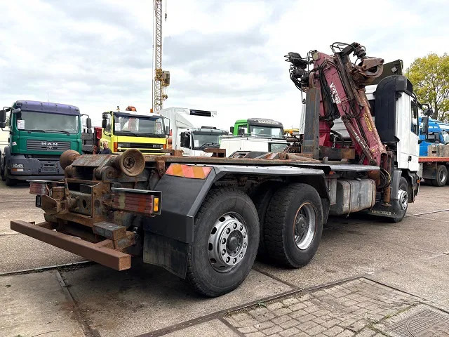 Mercedes-Benz Actros 2540 L 6x2 MP1 WITH V-CRANE & HOOK-ARM SYSTEM (EPS WITH CLUTCH (3 PEDALS) / REDUCTION AXLE / STEEL-/AIR SUSPENSION / P.T. - Krokbil, Kranbil: bilde 3 Mercedes-Benz Actros 2540 L 6x2 MP1 WITH V-CRANE & HOOK-ARM SYSTEM (EPS WITH CLUTCH (3 PEDALS) / REDUCTION AXLE / STEEL-/AIR SUSPENSION / P.T. - Krokbil, Kranbil: bilde 3