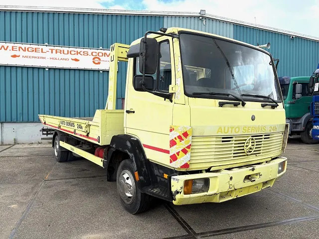 Mercedes-Benz LK 817 AUTO TRANSPORTER (6-CILINDER / FULL STEEL SUSPENSION / MANUAL GEARBOX / WINCH / ETC.) - Transporter lastebil: bilde 2 Mercedes-Benz LK 817 AUTO TRANSPORTER (6-CILINDER / FULL STEEL SUSPENSION / MANUAL GEARBOX / WINCH / ETC.) - Transporter lastebil: bilde 2