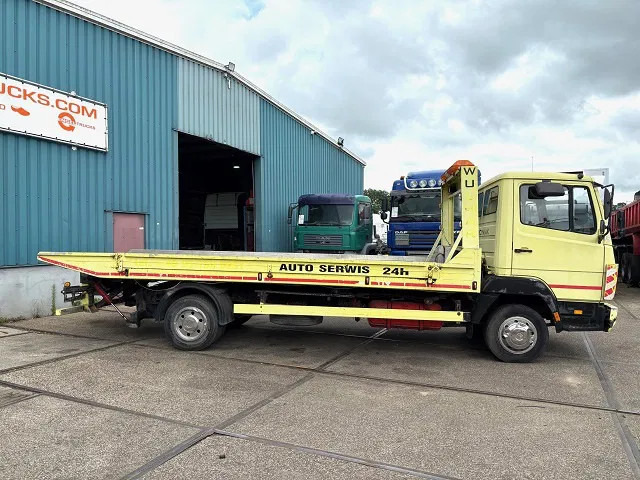 Mercedes-Benz LK 817 AUTO TRANSPORTER (6-CILINDER / FULL STEEL SUSPENSION / MANUAL GEARBOX / WINCH / ETC.) - Transporter lastebil: bilde 5 Mercedes-Benz LK 817 AUTO TRANSPORTER (6-CILINDER / FULL STEEL SUSPENSION / MANUAL GEARBOX / WINCH / ETC.) - Transporter lastebil: bilde 5
