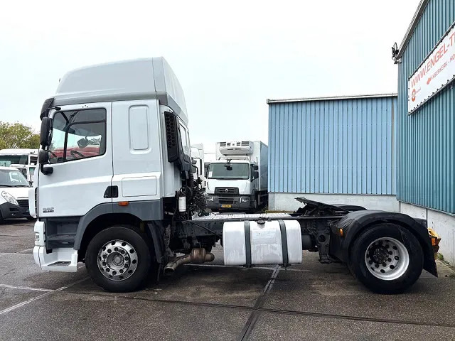 DAF CF 85.460 SPACECAB 4x2 (AS-TRONIC / MX-BRAKE / AIRCONDITIONING / ADR-VLG / FRIDGE / EURO 5 / ETC.) - Trekkvogn: bilde 5 DAF CF 85.460 SPACECAB 4x2 (AS-TRONIC / MX-BRAKE / AIRCONDITIONING / ADR-VLG / FRIDGE / EURO 5 / ETC.) - Trekkvogn: bilde 5