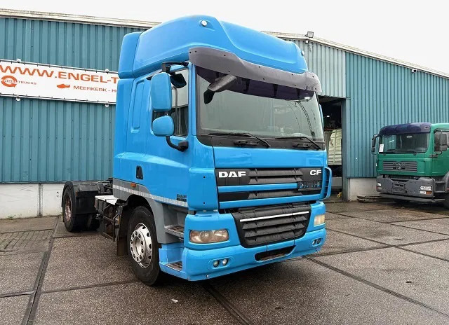 DAF CF 85.460 SPACECAB (ZF16 MANUAL GEARBOX / MX-BRAKE / AIRCONDITIONING / EURO 5) - Trekkvogn: bilde 2 DAF CF 85.460 SPACECAB (ZF16 MANUAL GEARBOX / MX-BRAKE / AIRCONDITIONING / EURO 5) - Trekkvogn: bilde 2
