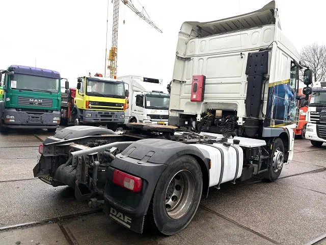 DAF XF 105.460 ATE SPACEAB 4x2 (EURO 5 / ZF MANUAL GEARBOX / ZF-INTARDER / HYDRAULIC KIT / P.T.O. / AIRCONDITIONING / ETC.) - Trekkvogn: bilde 3 DAF XF 105.460 ATE SPACEAB 4x2 (EURO 5 / ZF MANUAL GEARBOX / ZF-INTARDER / HYDRAULIC KIT / P.T.O. / AIRCONDITIONING / ETC.) - Trekkvogn: bilde 3