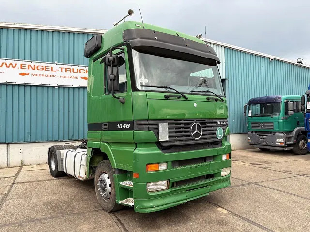 Mercedes-Benz Actros 1848 V8 MEGASPACE (EPS WITH CLUTCH (3 PEDALS) / REDUCTION AXLE / FRIDGE / ETC.) - Trekkvogn: bilde 2 Mercedes-Benz Actros 1848 V8 MEGASPACE (EPS WITH CLUTCH (3 PEDALS) / REDUCTION AXLE / FRIDGE / ETC.) - Trekkvogn: bilde 2