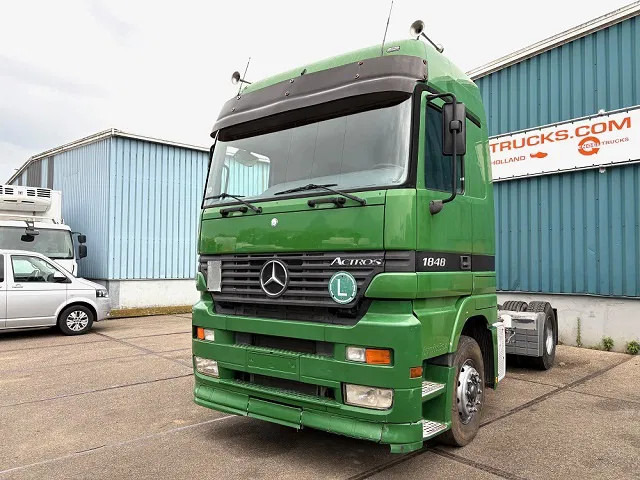 Mercedes-Benz Actros 1848 V8 MEGASPACE (EPS WITH CLUTCH (3 PEDALS) / REDUCTION AXLE / FRIDGE / ETC.) - Trekkvogn: bilde 1 Mercedes-Benz Actros 1848 V8 MEGASPACE (EPS WITH CLUTCH (3 PEDALS) / REDUCTION AXLE / FRIDGE / ETC.) - Trekkvogn: bilde 1