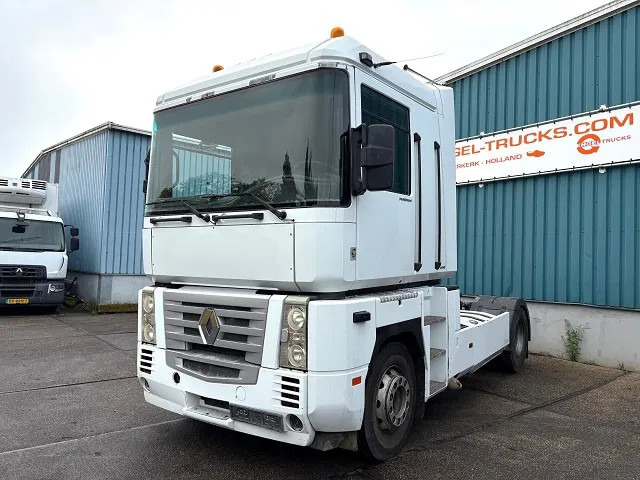 Renault Magnum AE 440 E-TECH (MACK ENGINE / ZF16 MANUAL GEARBOX / ZF-INTARDER / P.T.O. / AIRCONDITIONING / ETC.) - Trekkvogn: bilde 1 Renault Magnum AE 440 E-TECH (MACK ENGINE / ZF16 MANUAL GEARBOX / ZF-INTARDER / P.T.O. / AIRCONDITIONING / ETC.) - Trekkvogn: bilde 1